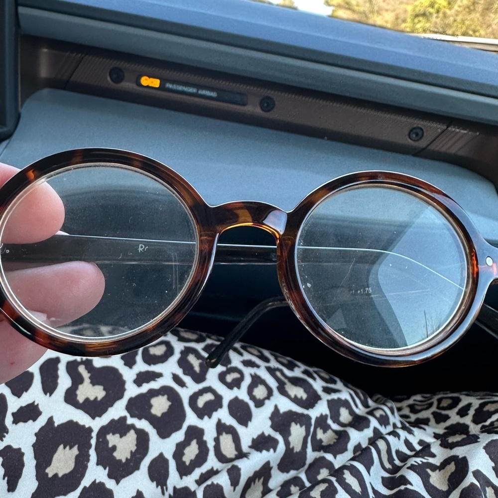 Tortoise Shell Round Glasses